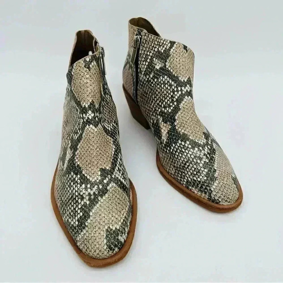 VINCE CAMUTO Women's Arendara Leather Bootie | Natural Snake Print | Size 7 - Picture 10 of 16